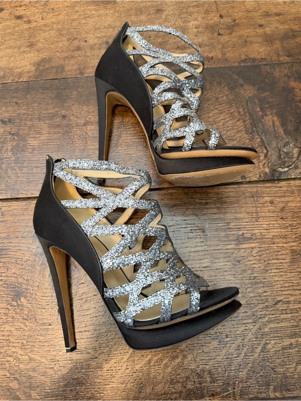 Nicholas Kirkwood Black Sandals with Silver Glitter Straps